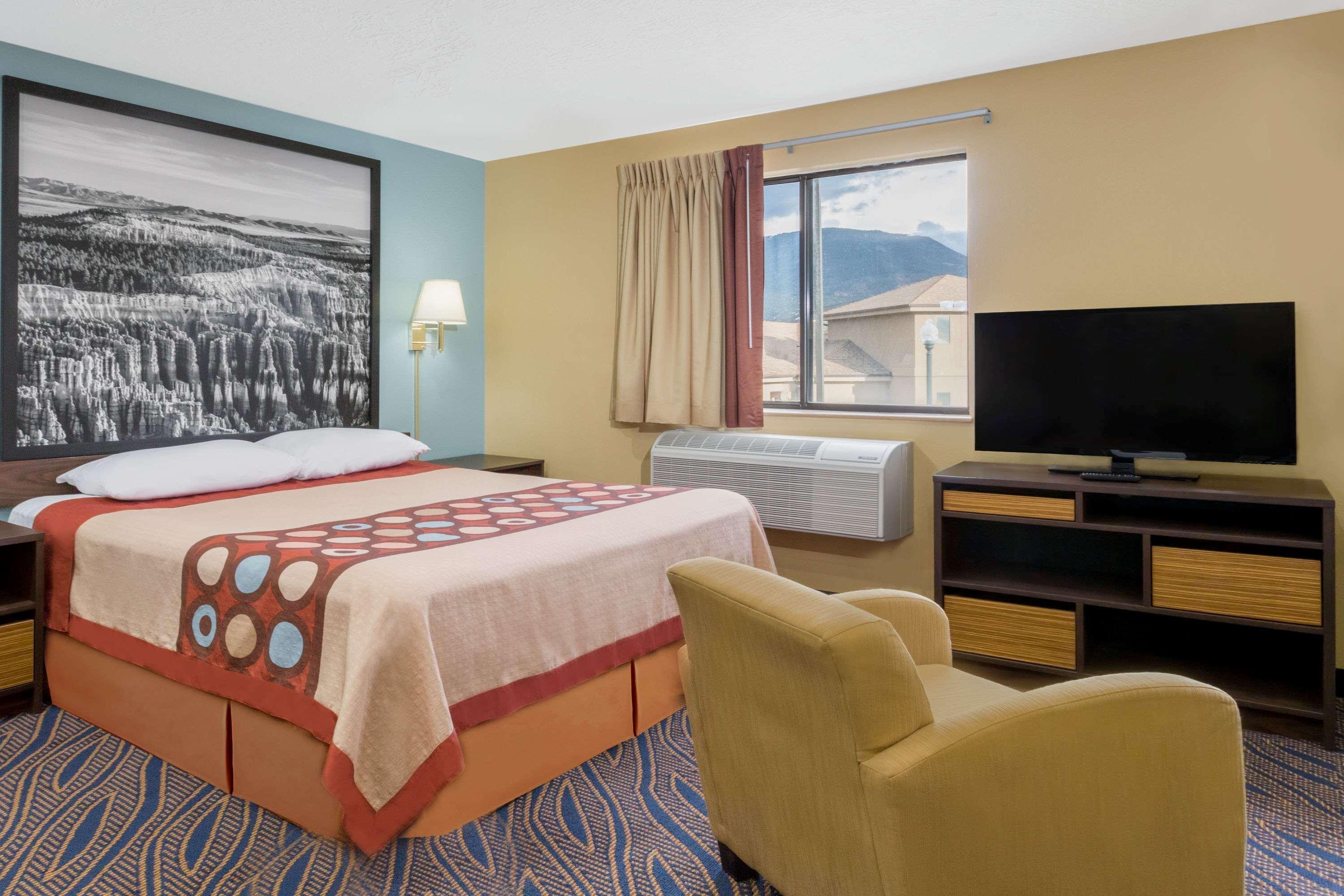 Super 8 By Wyndham Cedar City Exterior photo